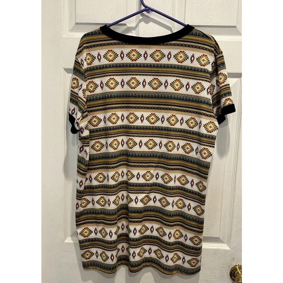 LulaRoe Womens Top sz 2XL Orange Yellow Aztec Short Sleeve Crew Neck Stretch - Picture 2 of 6